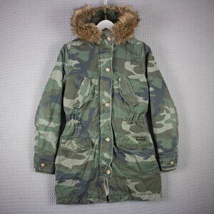 Abercrombie & Fitch Camo Fur Parka Coat
